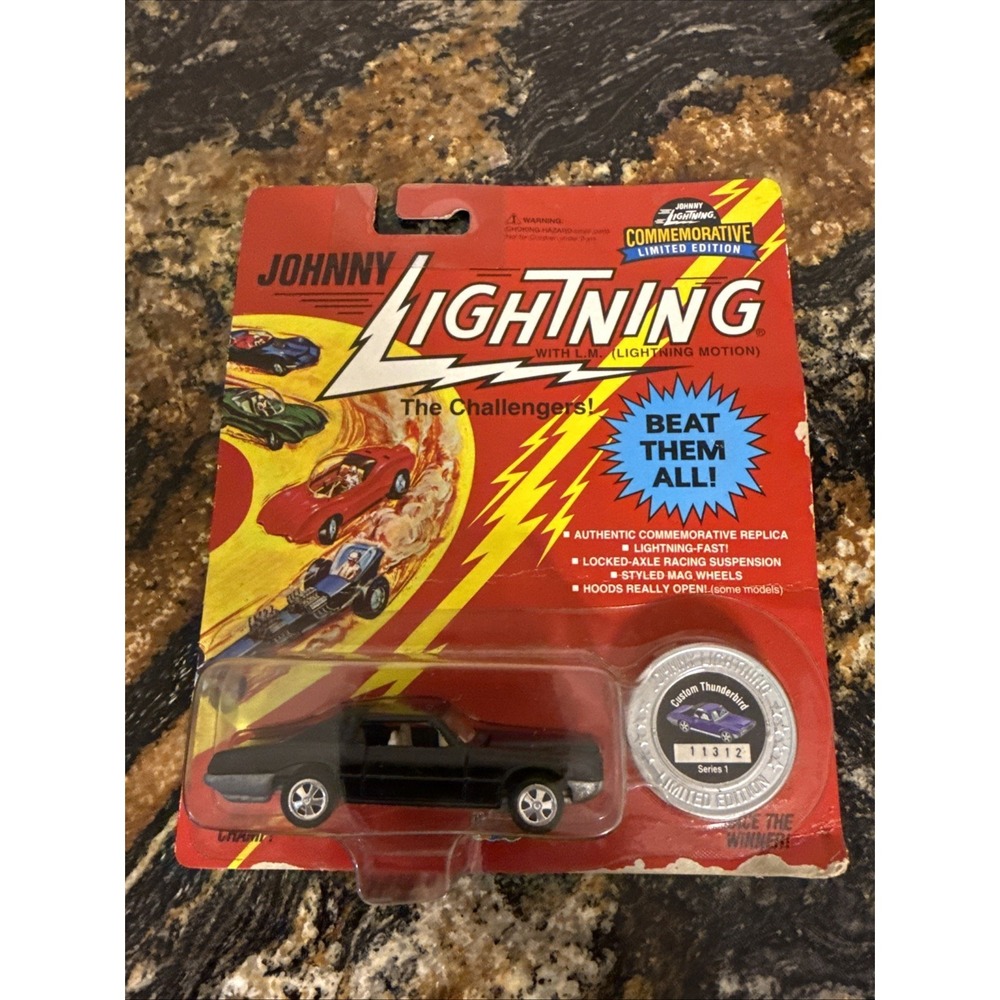 Johnny Lightning Custom Thunderbird  1:64 Die-Cast Black